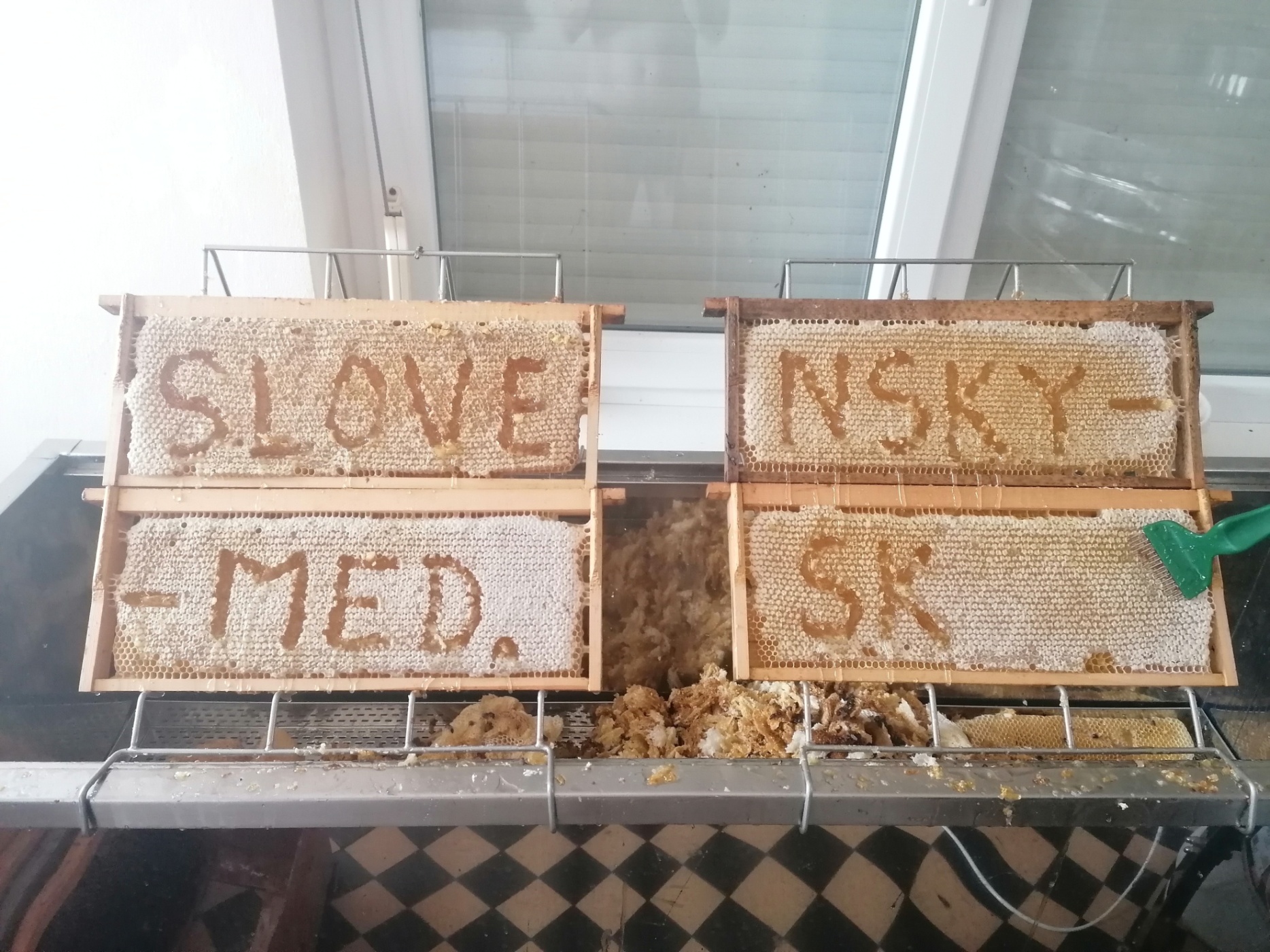repkovy-vceli-med-950g